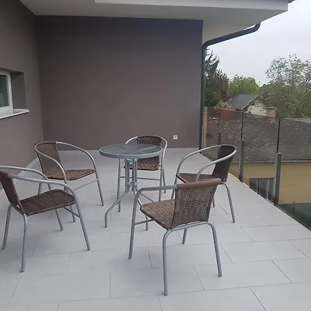Francesca Apartment