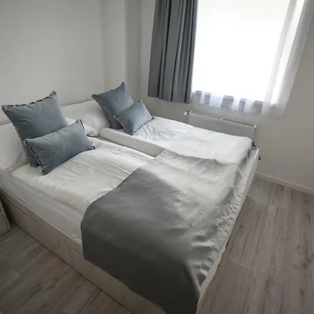 Francesca Apartment *