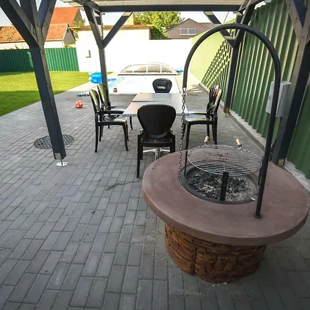 Francesca Apartman *