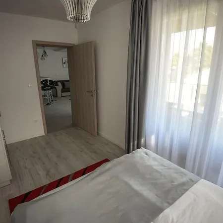 Francesca Apartment